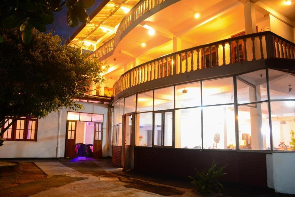Shanthi Beach Resort Unawatuna Εξωτερικό φωτογραφία