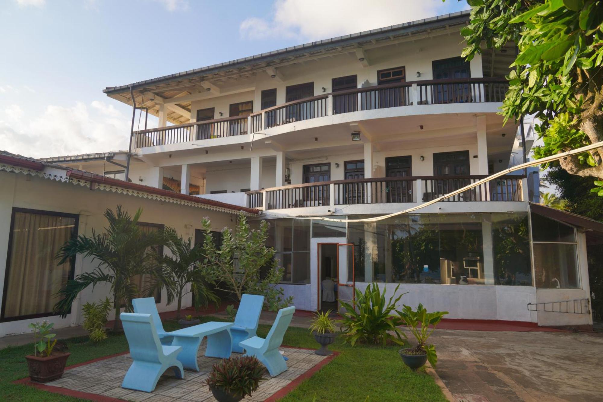 Shanthi Beach Resort Unawatuna Εξωτερικό φωτογραφία