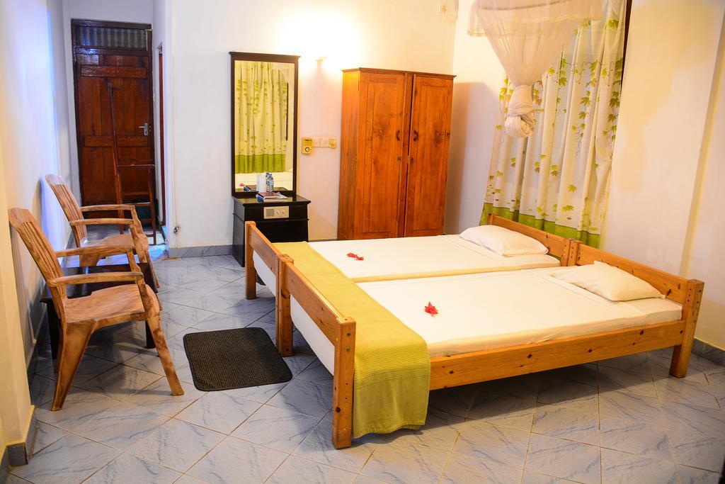 Shanthi Beach Resort Unawatuna Εξωτερικό φωτογραφία